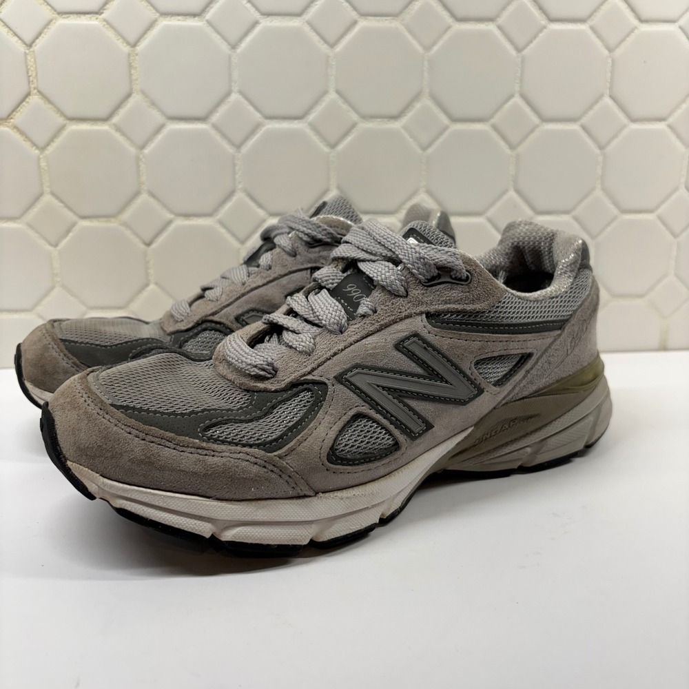 New Balance 990v4 Running Shoes Women 8 Grey W990GL4 Made in USA Suede Sneaker